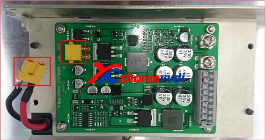 how-to-change-the-built-in-battery-of-condor-xc-mini-1 