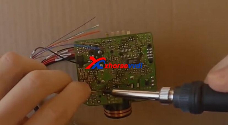 xhorse-vvdi-progezs-adapter-read-benz-w211-eis-data-solder-free-11 