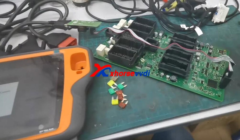 how-is-vvdi-key-tool-plus-immo-function-on-bmw-9 