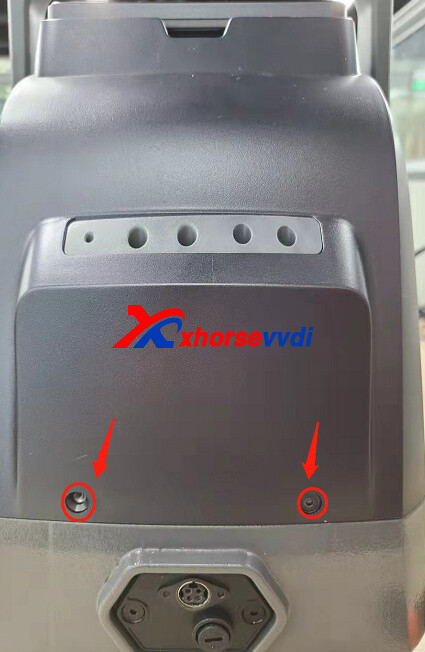 how-to-replace-xhorse-dolphin-xp005l-key-cutting-machine-screen-4 