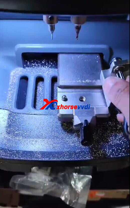how-to-fix-m3-clamp-on-xhorse-dolphin-xp005l-2 