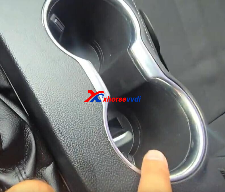 xhorse-key-tool-max-pro-ford-mustang-2018-add-smart-key-6 