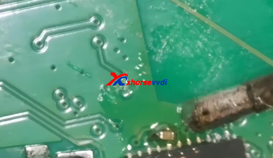 How-to-use-MLB-Tool-MLB-Solder-Free-Adapter-Read-2020-Audi-A8-MLB-Key-18 