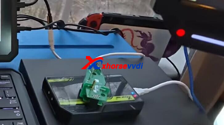 How-to-use-MLB-Tool-MLB-Solder-Free-Adapter-Read-2020-Audi-A8-MLB-Key-7 