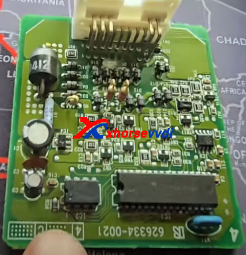 vvdi-key-tool-max-pro-with-mini-orog-cloned-2004-toyota-sequoia-2 