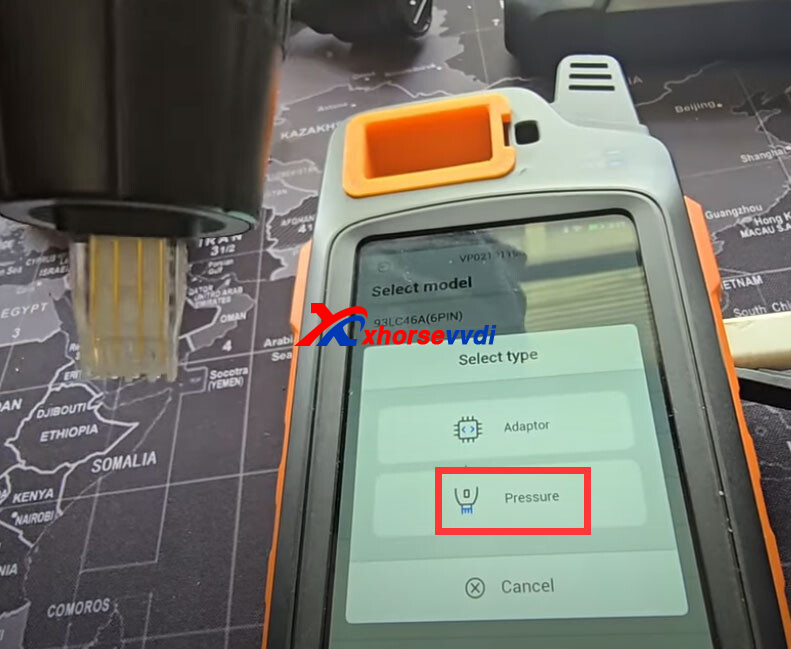 vvdi-key-tool-max-pro-with-mini-orog-cloned-2004-toyota-sequoia-3 