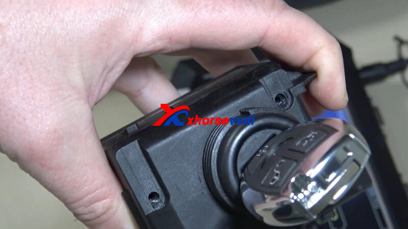 vvdi-key-tool-plus-program-benz-e500-w211-akl-no-soldering-12 