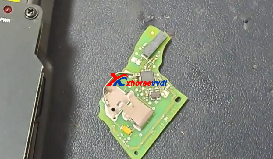How-to-use-Xhorse-VVDI2MLB-ToolMQB48-Adapter-Add-2014-Golf-VII-Key-2  How-to-use-Xhorse-VVDI2MLB-ToolMQB48-Adapter-Add-2014-Golf-VII-Key-2