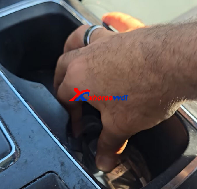 vvdi-key-tool-max-pro-program-ford-fusion-2015-2018-akl-smart-key-7 