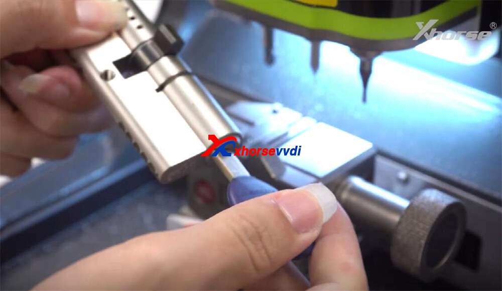 xhorse-condor-xc-twins-and-m5l-clamp-cut-key-16  xhorse-condor-xc-twins-and-m5l-clamp-cut-key-16