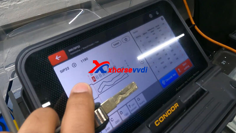 xhorse-condor-xc-mini-plus-ii-review-cutting-fiat-sip22-key-7 xhorse-condor-xc-mini-plus-ii-review-cutting-fiat-sip22-key-7