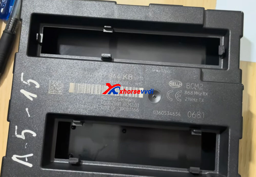 xhorse-vvdi-key-tool-plus-with-bcm2-solder-free-adapter-to-add-2016-audi-a5-dealer-key-1 