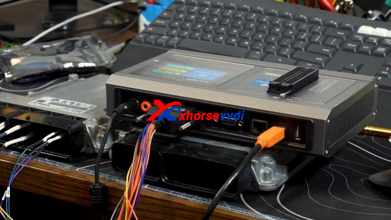 xhorse-multi-prog-review-vw-cc-med17-1-ecu-replacement-1 