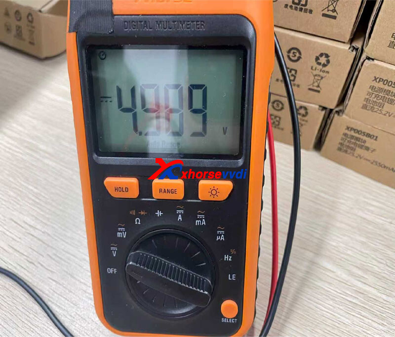 how-to-test-new-version-battery-in-xhorse-dolphin-xp005-xp005l-8 