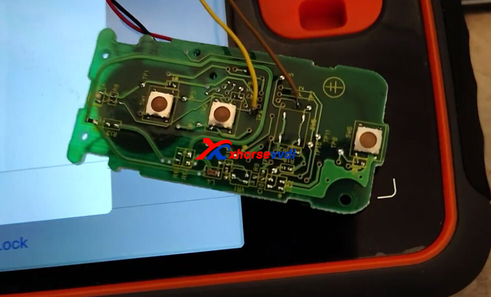 Xhorse-Key-Tool-MIDI-unlock-Mitsubishi-smart-key-6 