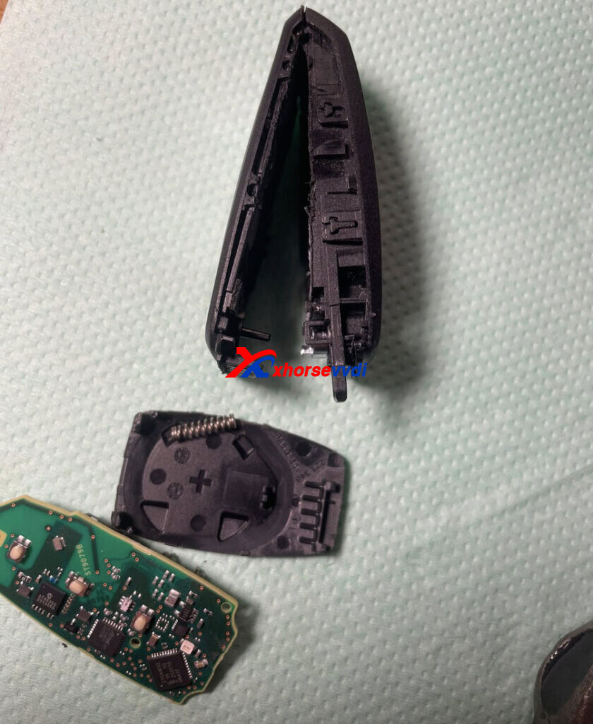 xprogram-audi-a3-mqb49-5d-smart-key-ok-using-vvdi-key-tool-plus-1 