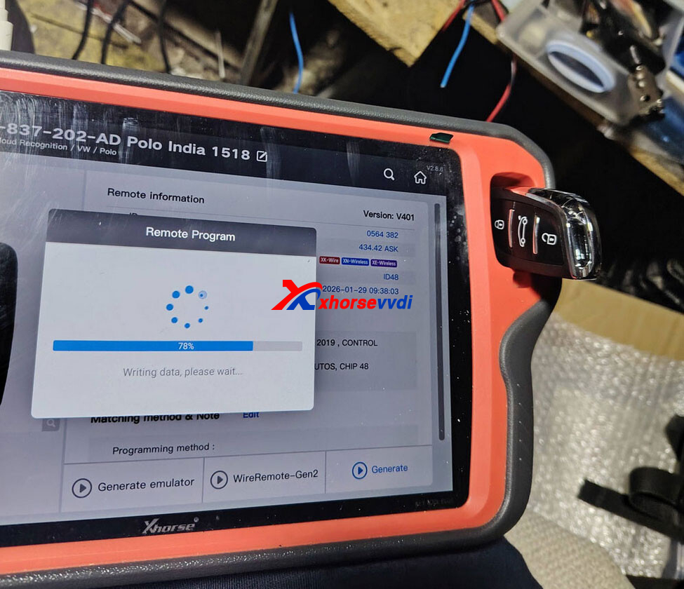 Clone-VW-Polo-2012-JC-95320-with-Xhorse-key-tool-plus-6 