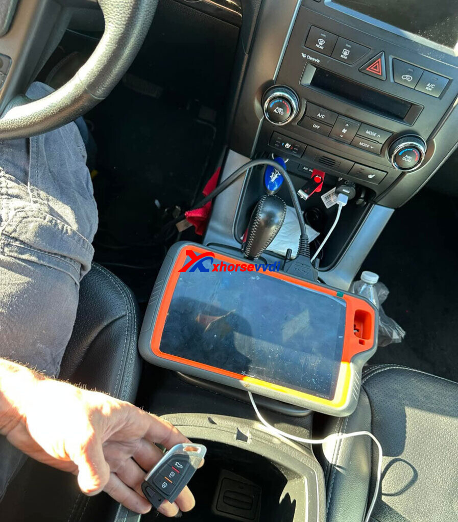 VVDI-Key-Key-Tool-Plus-Program-2013-Kia-Sorento-All-Keys-Lost 
