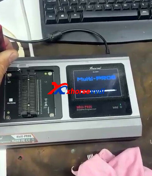 how-to-fix-xhorse-multi-prog-device-system-outdated-error-5 