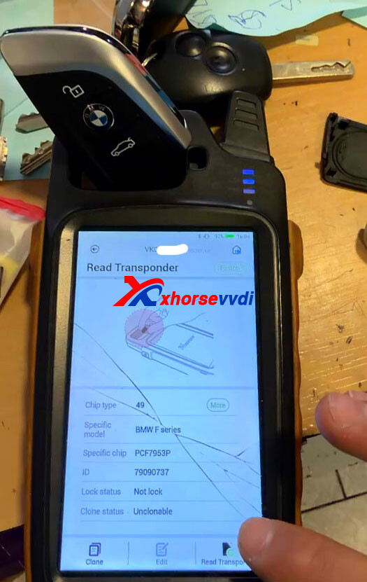possible-generate-xhorse-xm38-remote-for-vw-golf-8-5d-key-2 