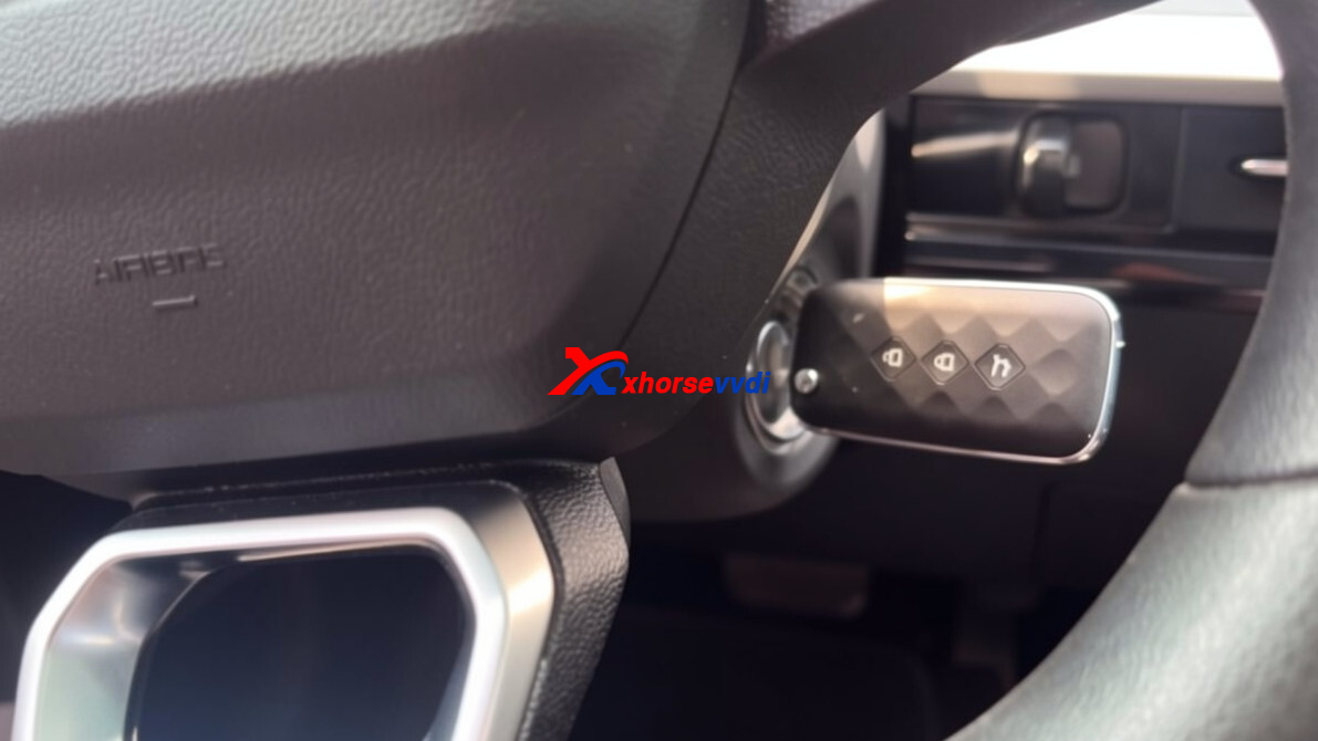 how-to-program-2025-chevrolet-aveo-key-with-xhorse-vvdi-key-tool-midi-3 
