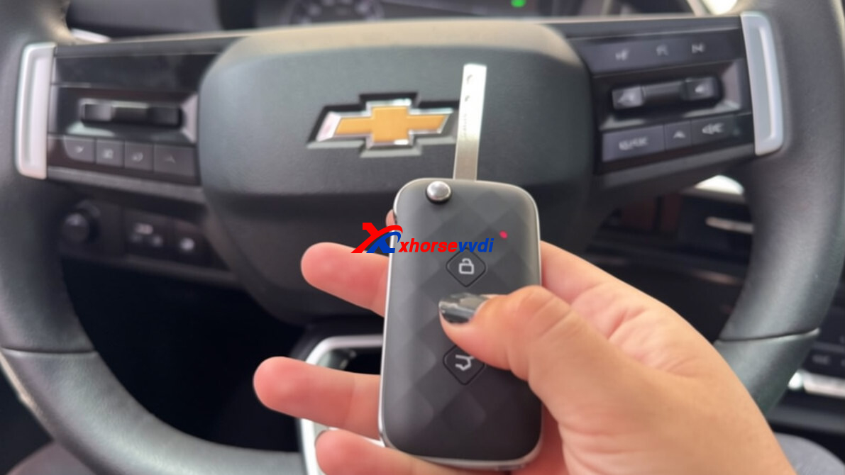 how-to-program-2025-chevrolet-aveo-key-with-xhorse-vvdi-key-tool-midi-6 
