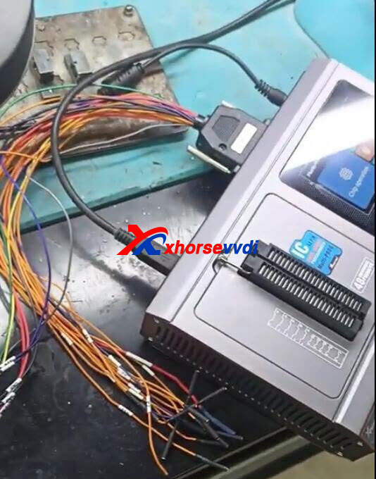 possible-xhorse-multi-prog-clone-psa-edc17c60-ecu-1 