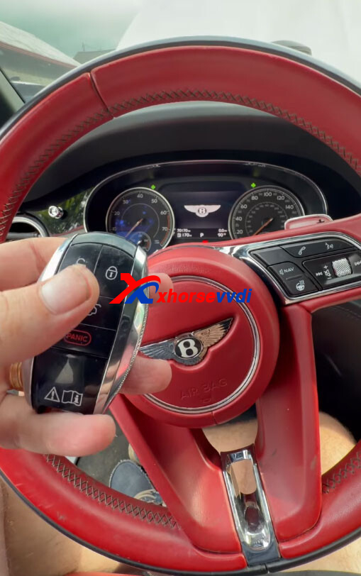 xhorse-key-tool-plus-add-bentley-bentayga-mlb-key-with-mlb-tool-4 