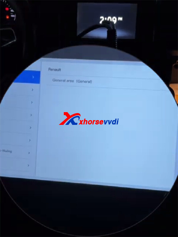 xhorse-key-tool-plus-add-renault-kwid-flip-key-1 xhorse-key-tool-plus-add-renault-kwid-flip-key-1