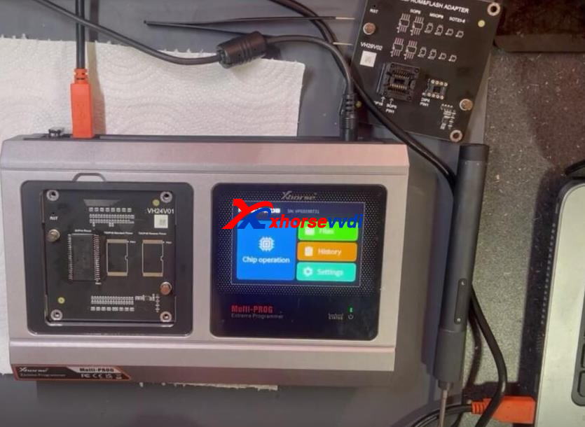 xhorse-multi-prog-and-sop44-adapter-connection-3 